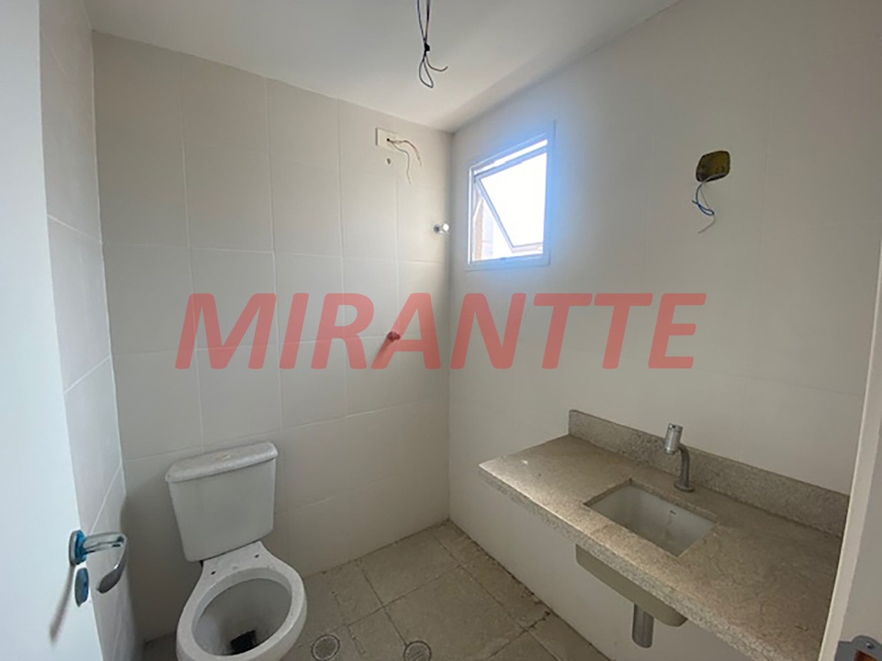 Apartamento de 60m² com 2 quartos em Vila Mazzei