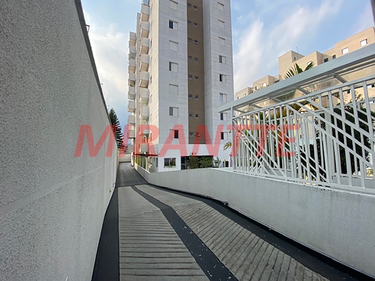 Apartamento de 60m² com 2 quartos em Vila Mazzei