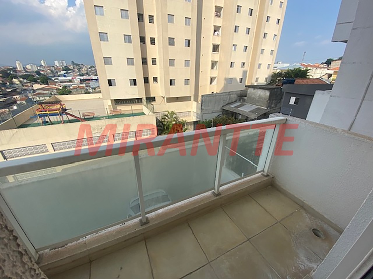 Apartamento de 60m² com 2 quartos em Vila Mazzei