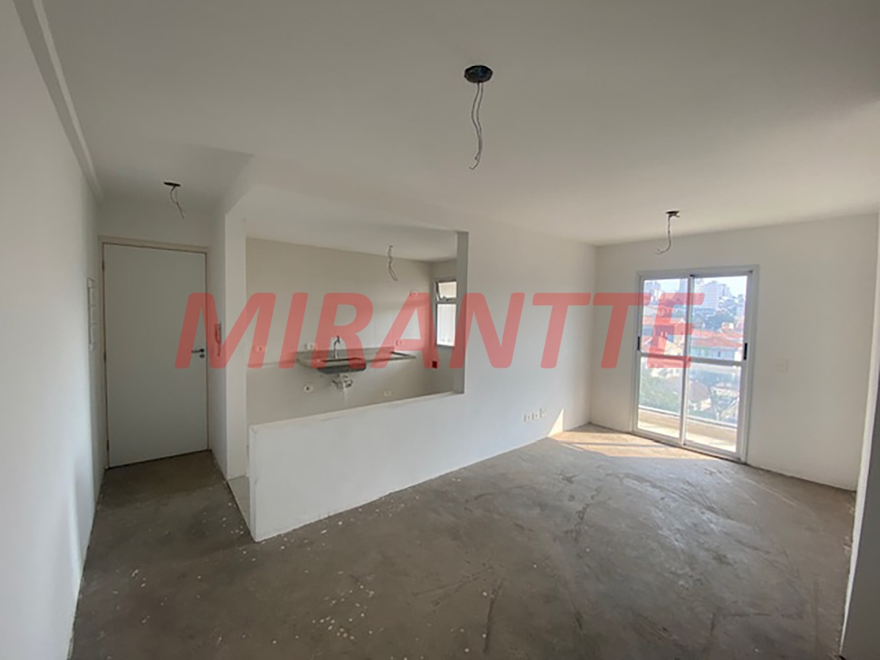 Apartamento de 60m² com 2 quartos em Vila Mazzei