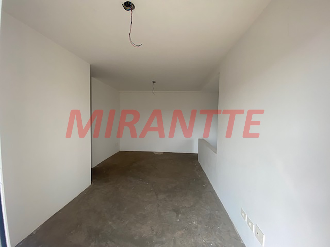 Apartamento de 60m² com 2 quartos em Vila Mazzei