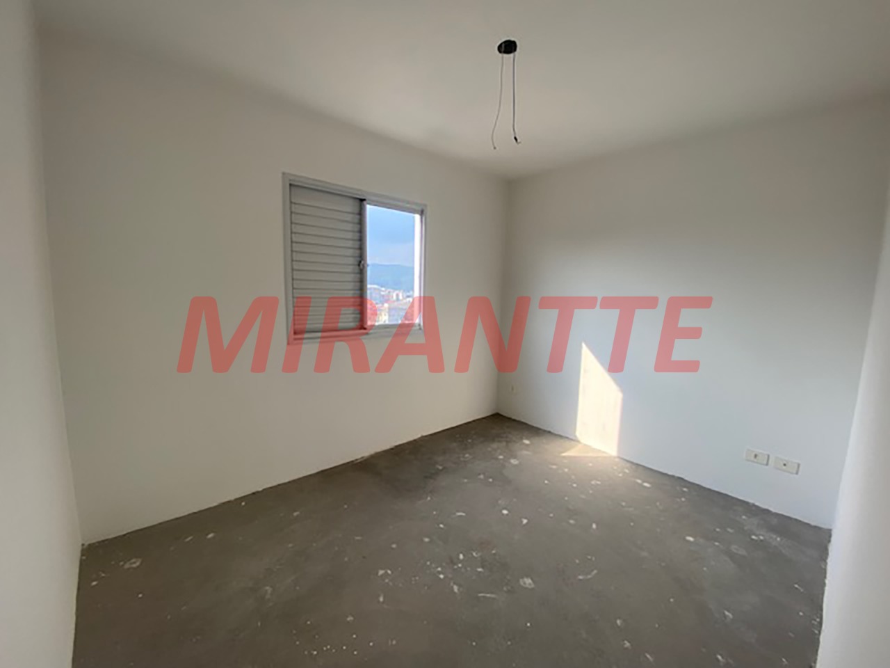 Apartamento de 60m² com 2 quartos em Vila Mazzei