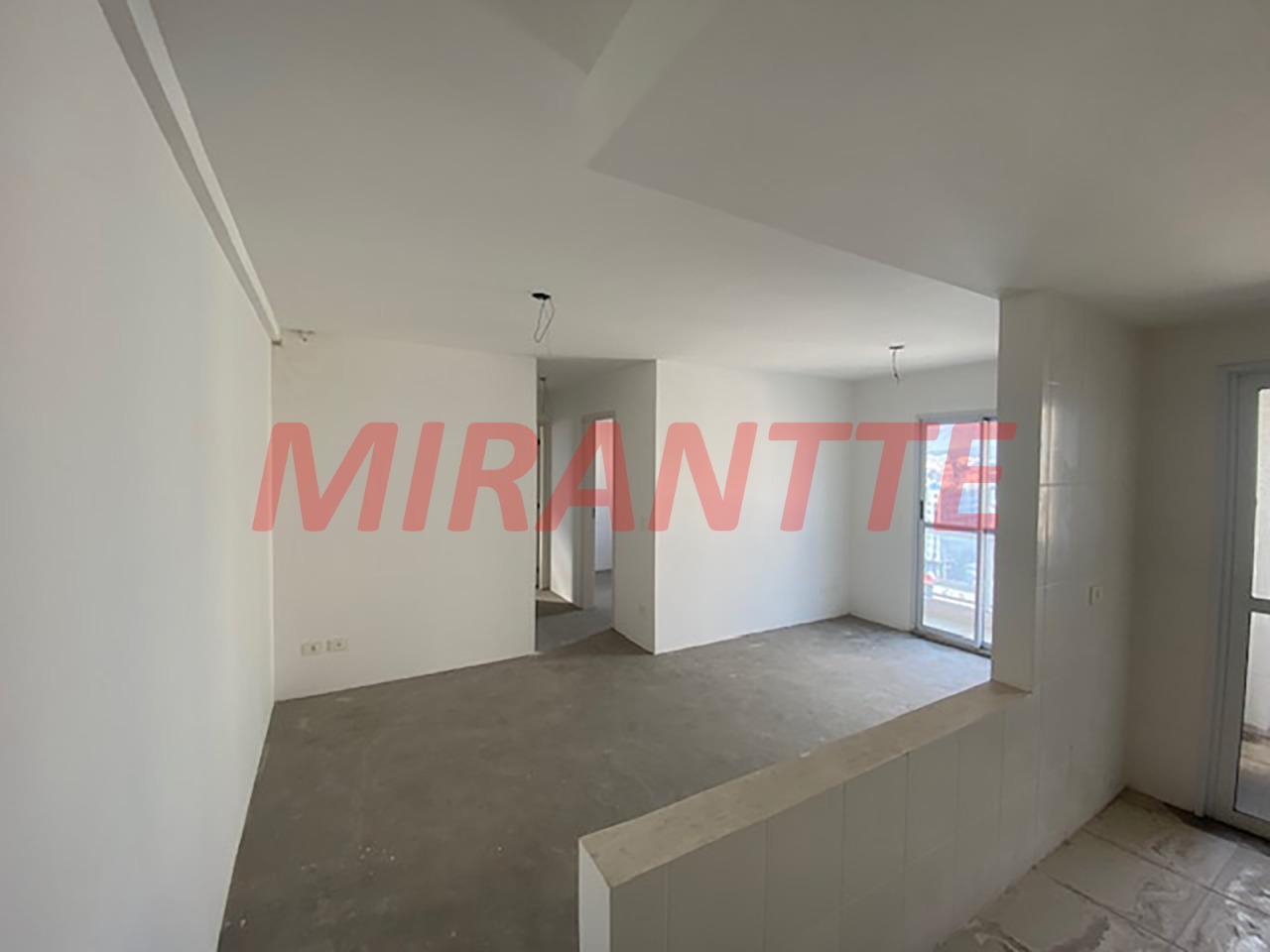 Apartamento de 60m² com 2 quartos em Vila Mazzei