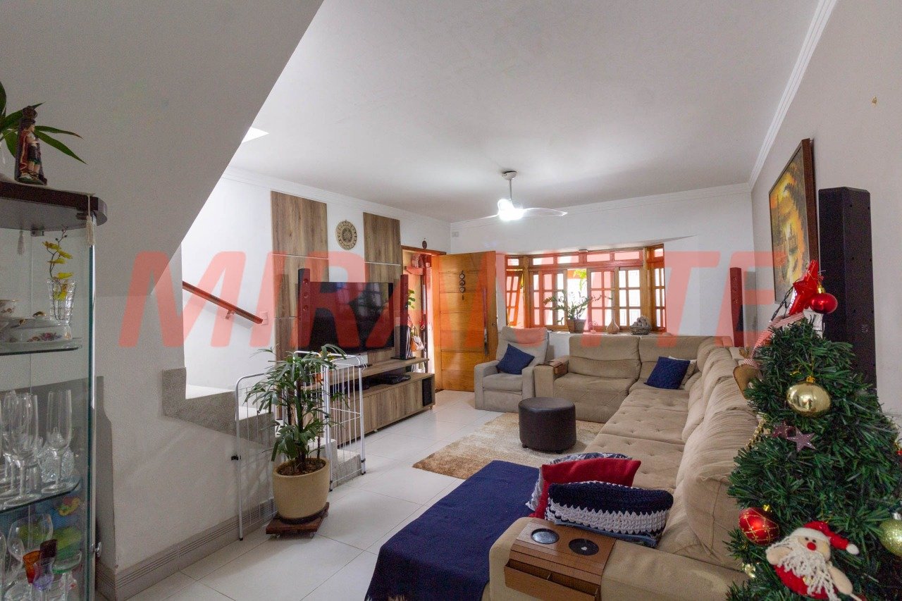 Sobrado de 134m² com 3 quartos em Jaçana