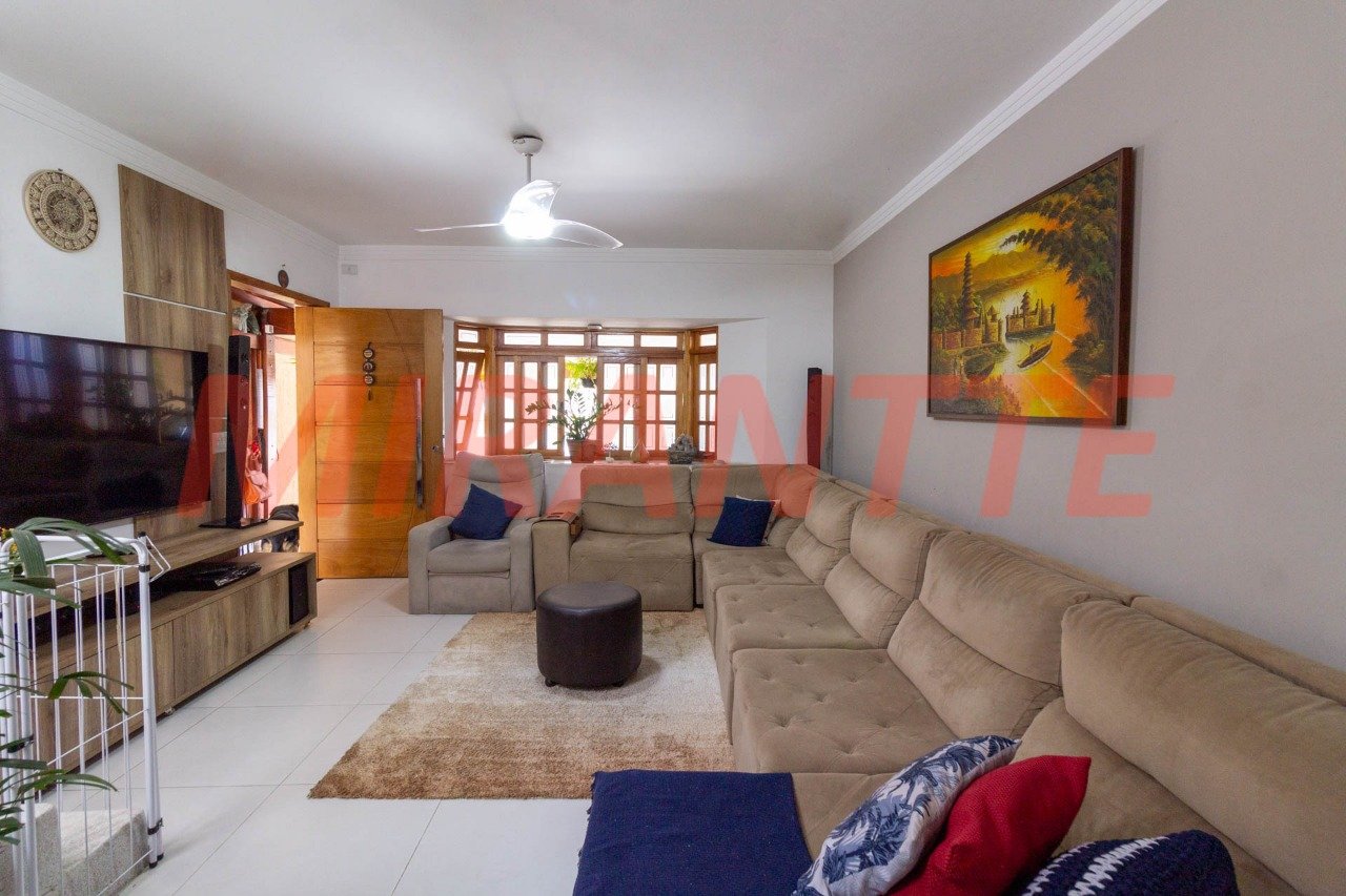 Sobrado de 134m² com 3 quartos em Jaçana