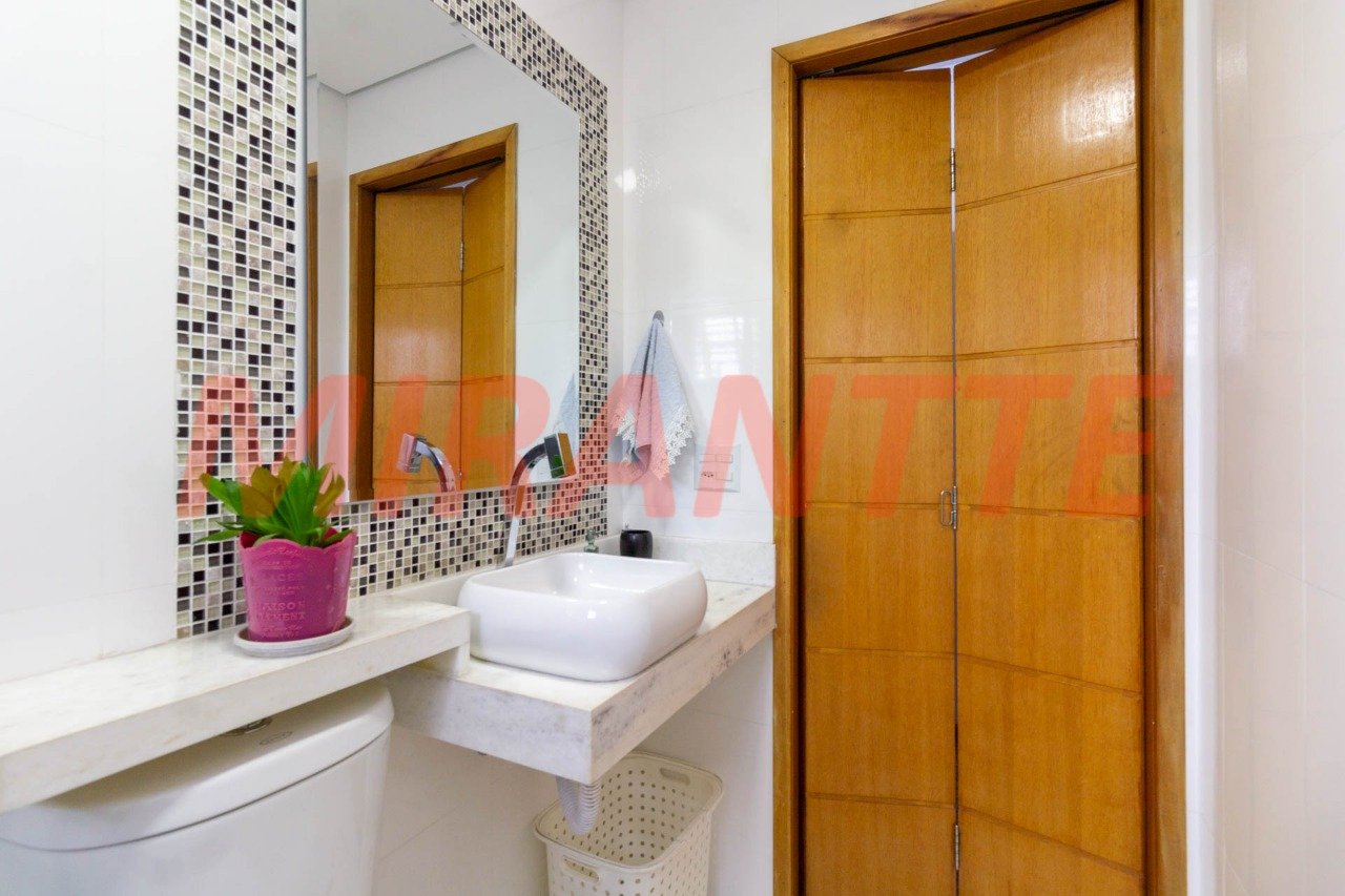 Sobrado de 134m² com 3 quartos em Jaçana
