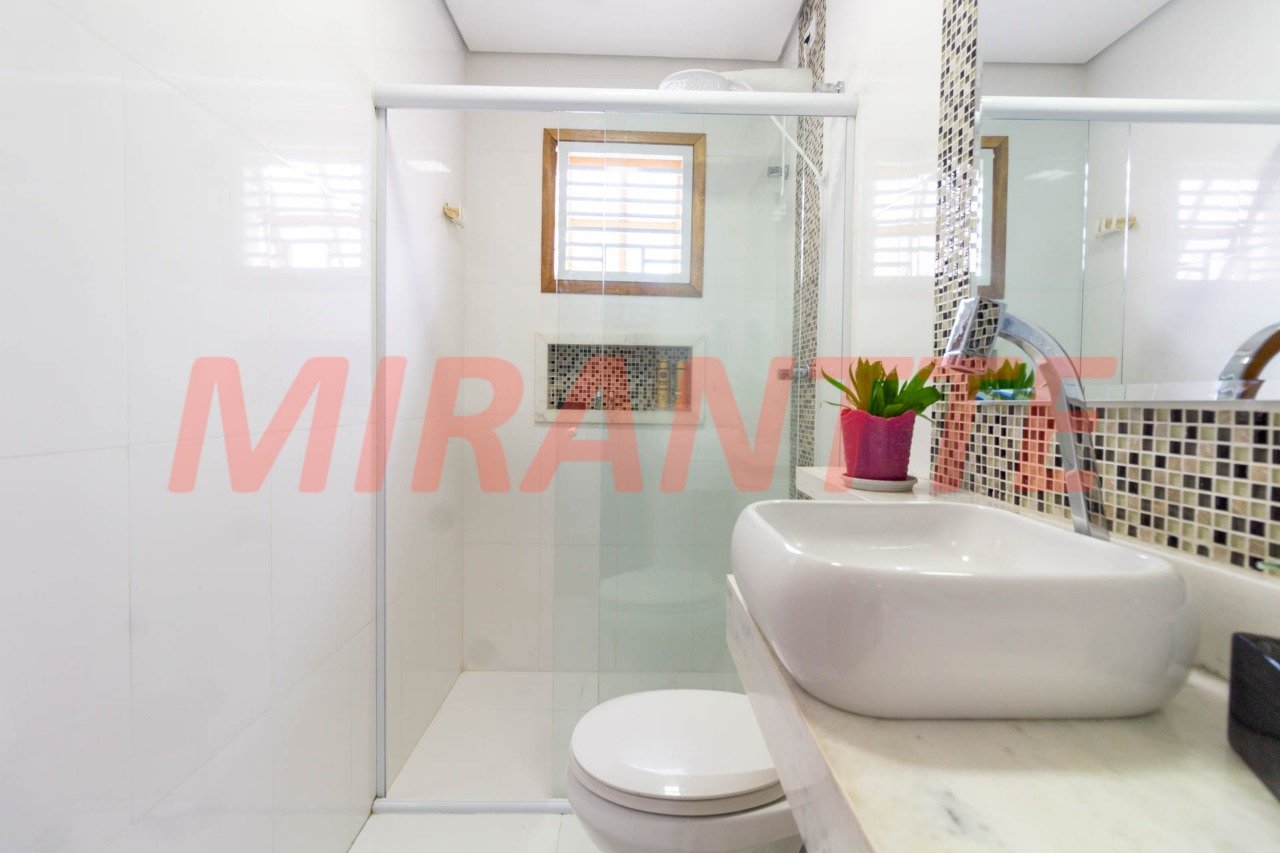 Sobrado de 134m² com 3 quartos em Jaçana