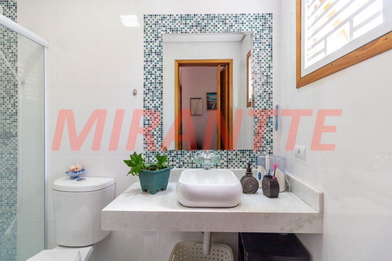 Sobrado de 134m² com 3 quartos em Jaçana