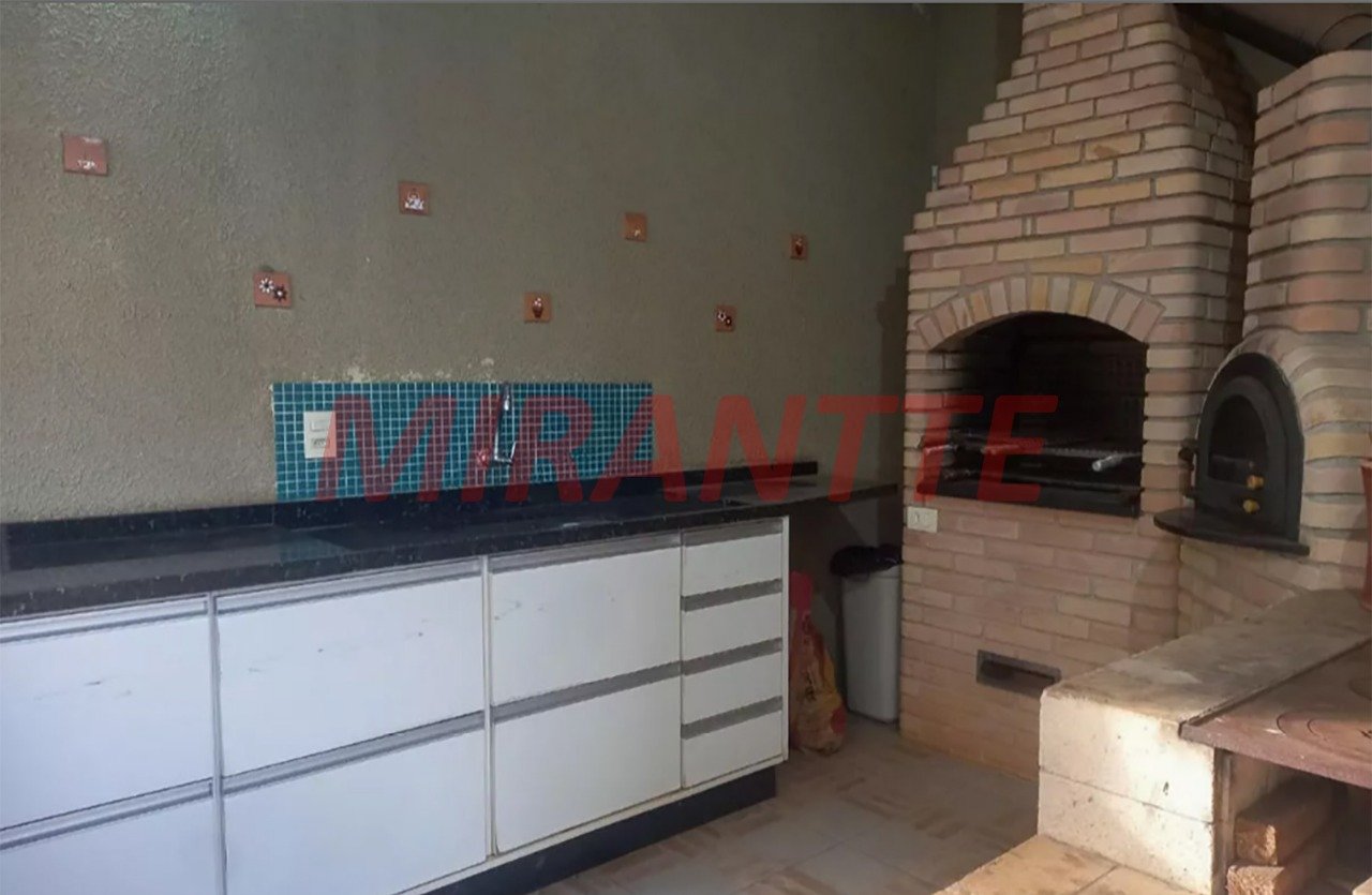 Sobrado de 301m² com 4 quartos em Casa Verde
