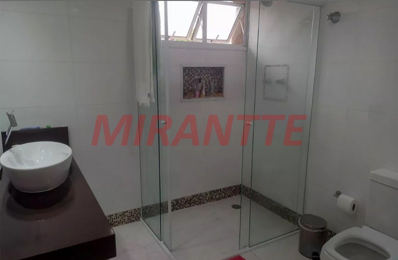 Sobrado de 301m² com 4 quartos em Casa Verde