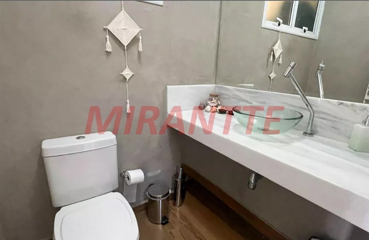 Sobrado de 301m² com 4 quartos em Casa Verde