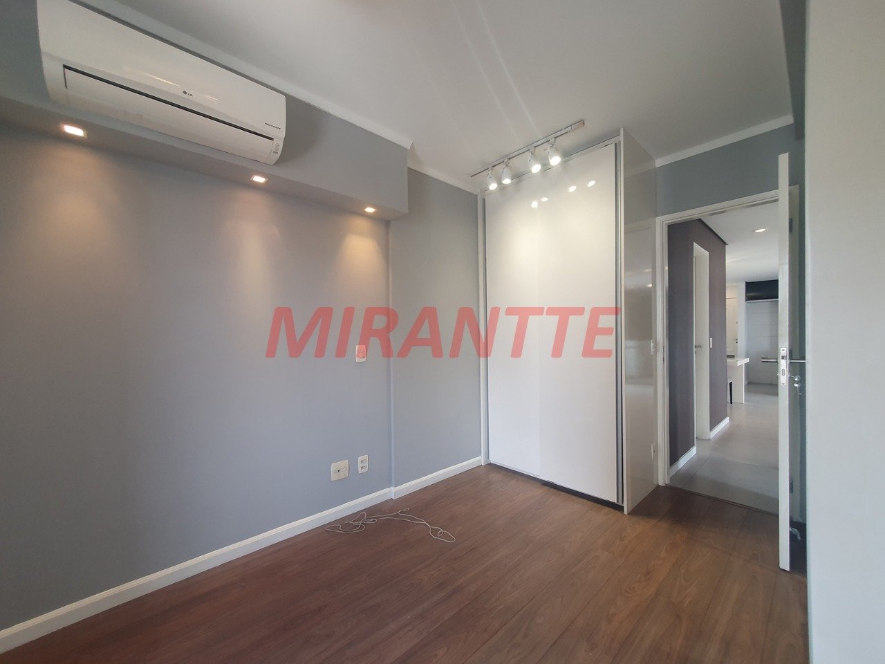Apartamento de 72m² com 2 quartos em Vila Nova Conceição