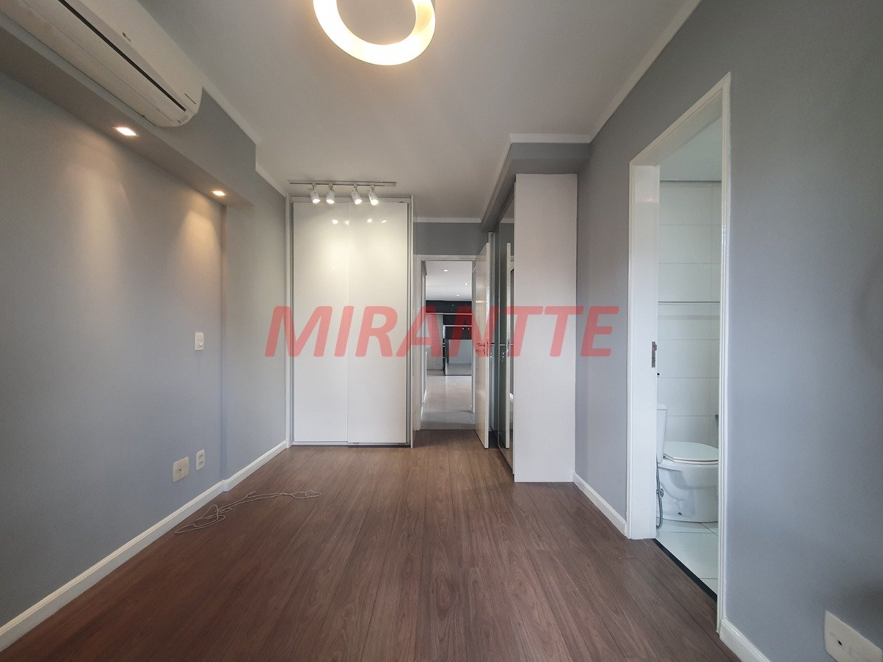 Apartamento de 72m² com 2 quartos em Vila Nova Conceição