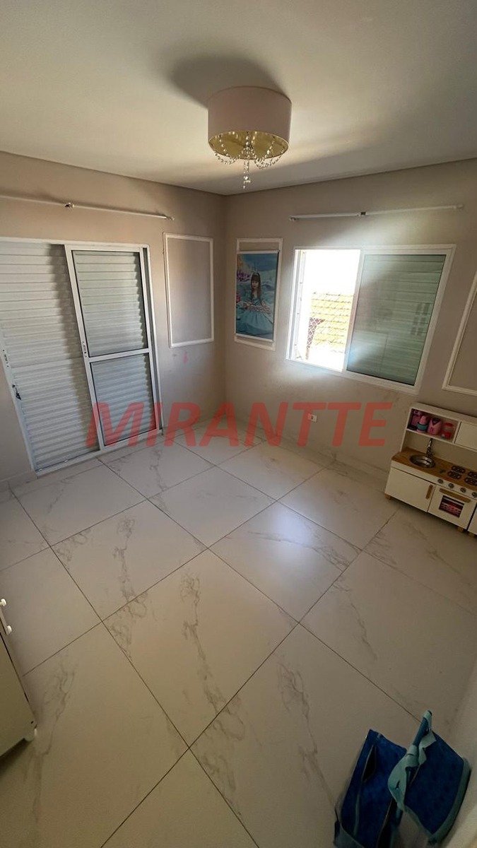 Sobrado de 206m² com 3 quartos em Vila Isolina Mazzei