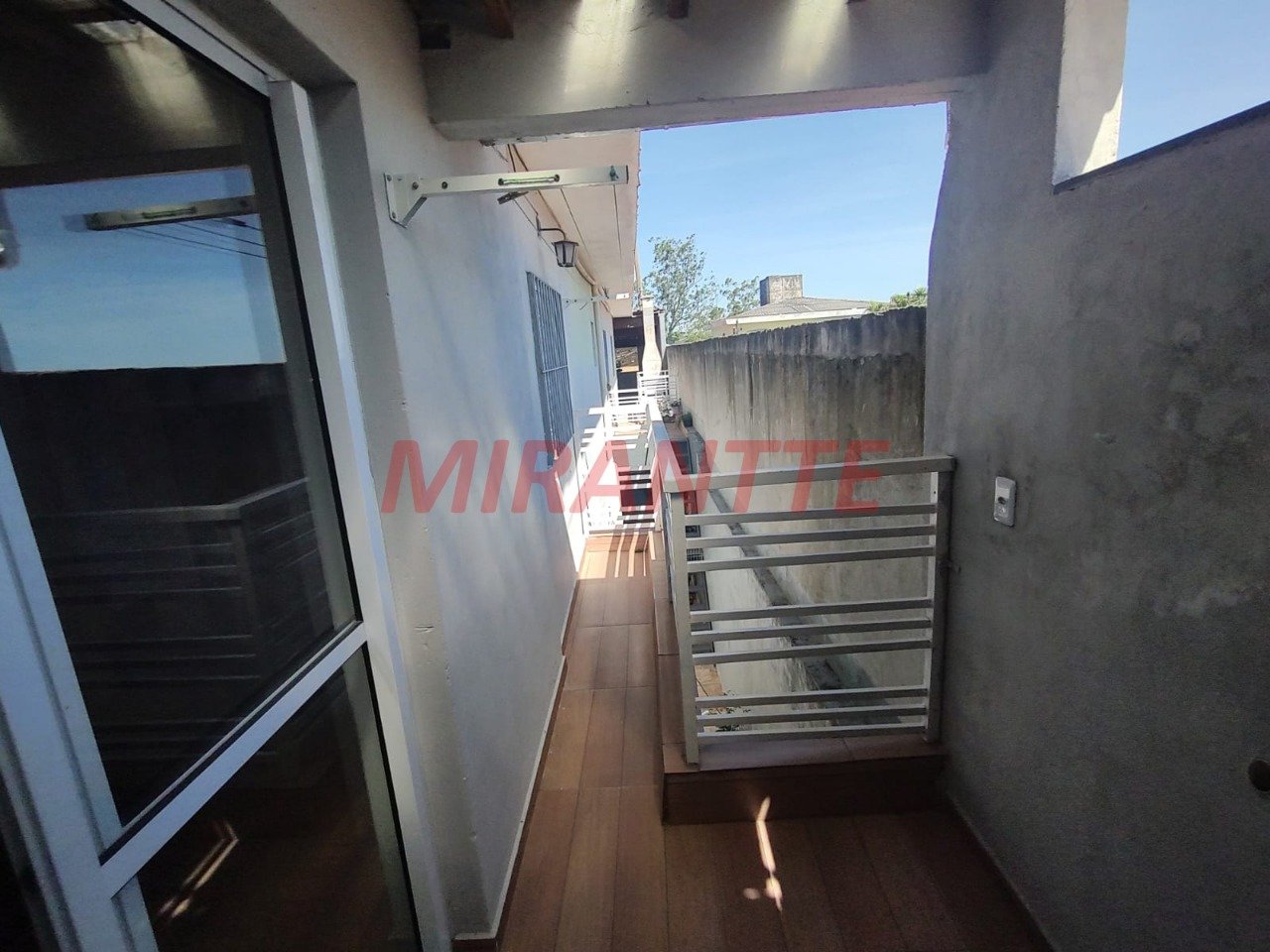 Casa terrea de 183m² com 4 quartos em Jardim Shangrilá (Zona Norte)