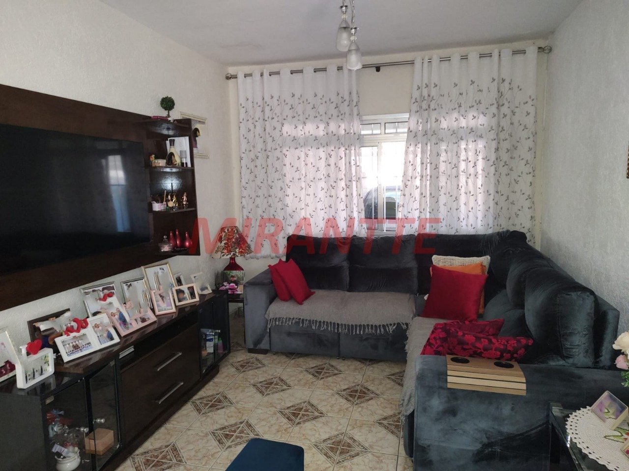 Casa terrea de 183m² com 4 quartos em Jardim Shangrilá (Zona Norte)