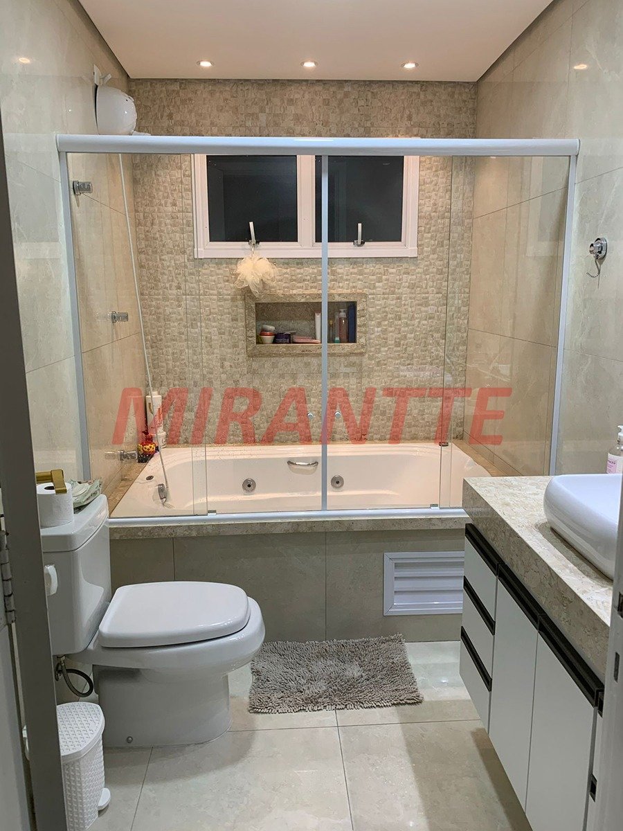 Sobrado de 122m² com 3 quartos em Vila Diva (Zona Norte)