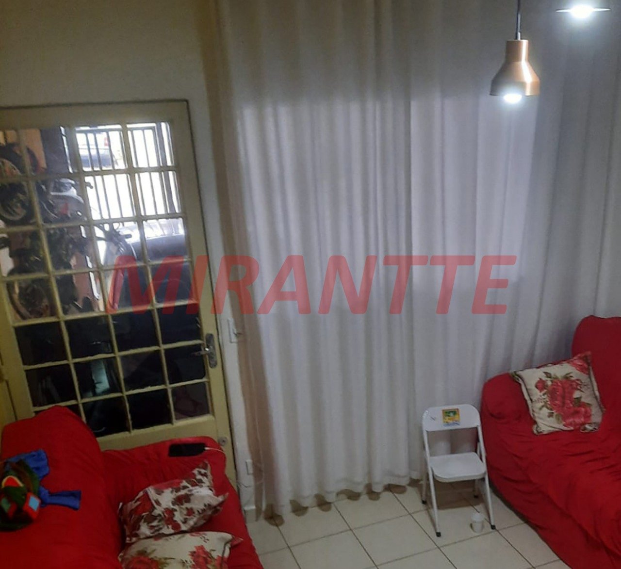 Sobrado de 67m² com 4 quartos em Jardim Primavera (Zona Norte)