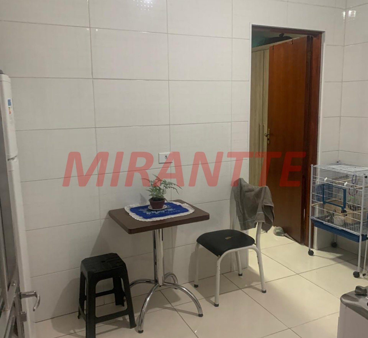 Sobrado de 67m² com 4 quartos em Jardim Primavera (Zona Norte)