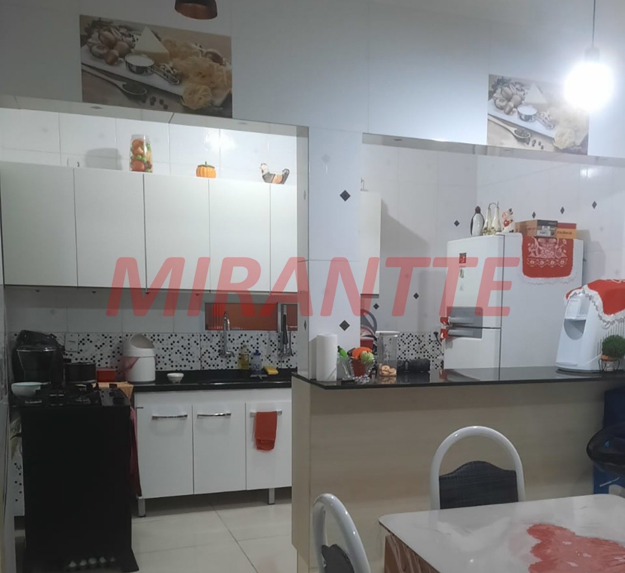 Sobrado de 67m² com 4 quartos em Jardim Primavera (Zona Norte)