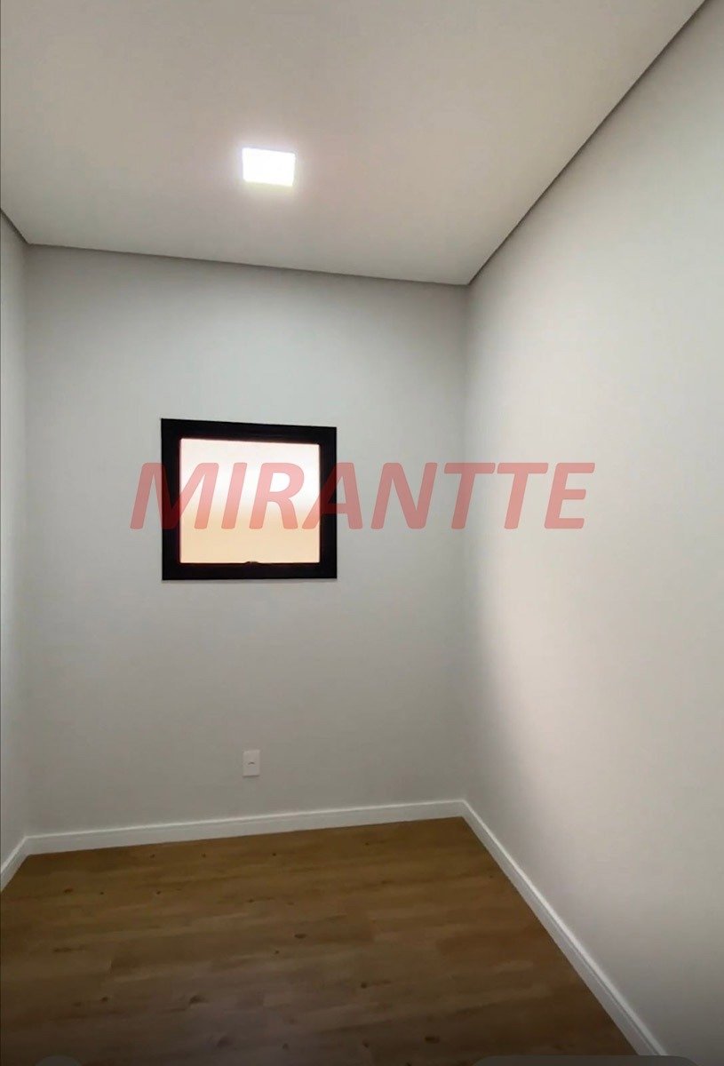 Cond. fechado de 226.2m² com 3 quartos em Jardim Phillipson Park