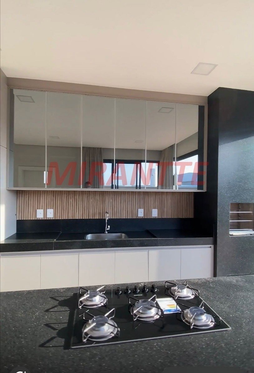 Cond. fechado de 226.2m² com 3 quartos em Jardim Phillipson Park