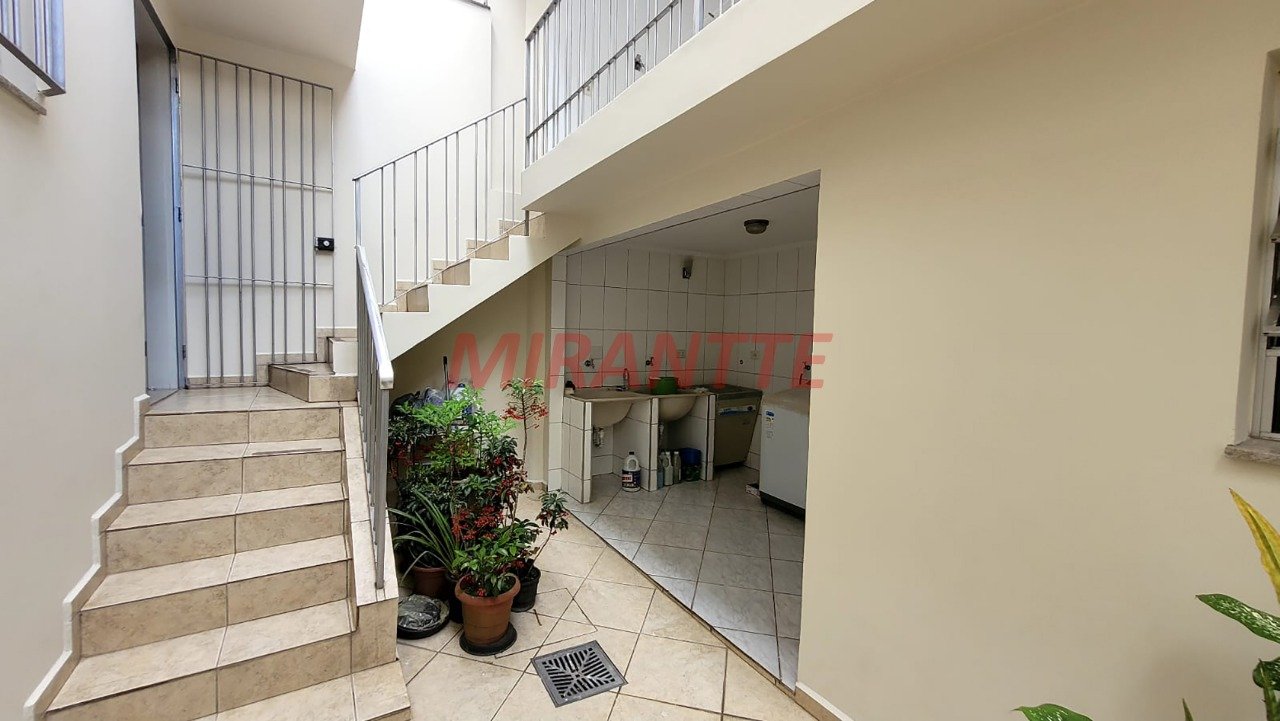 Sobrado de 145m² com 3 quartos em Vila Gustavo