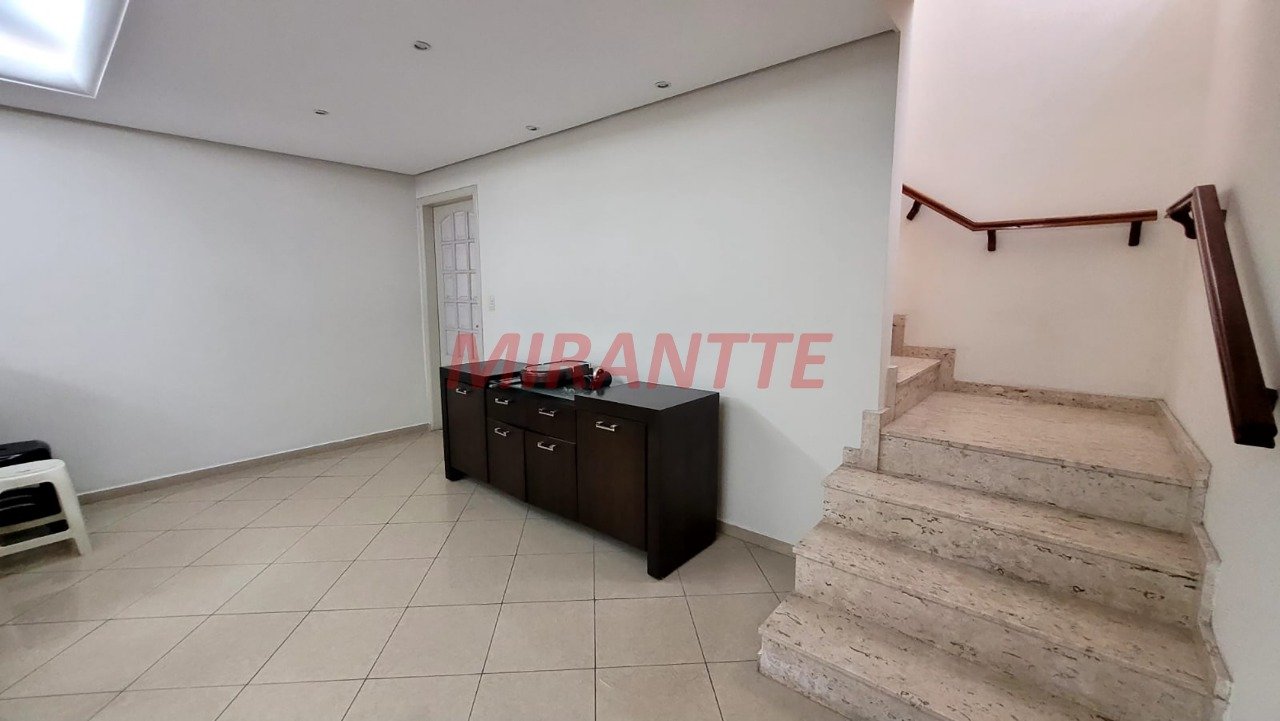Sobrado de 145m² com 3 quartos em Vila Gustavo