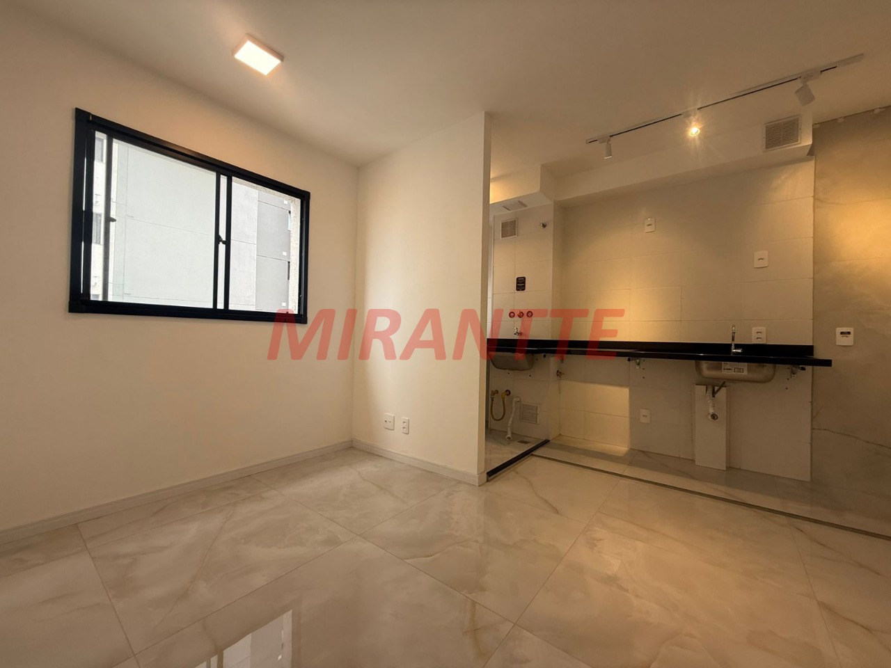 Apartamento de 40m² com 2 quartos em Vila Albertina