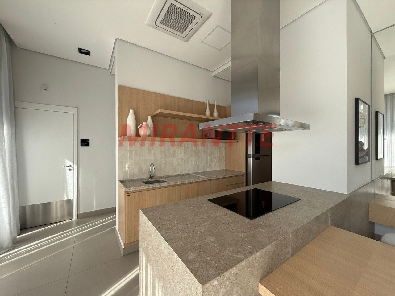 Apartamento de 96m² com 3 quartos em Santana
