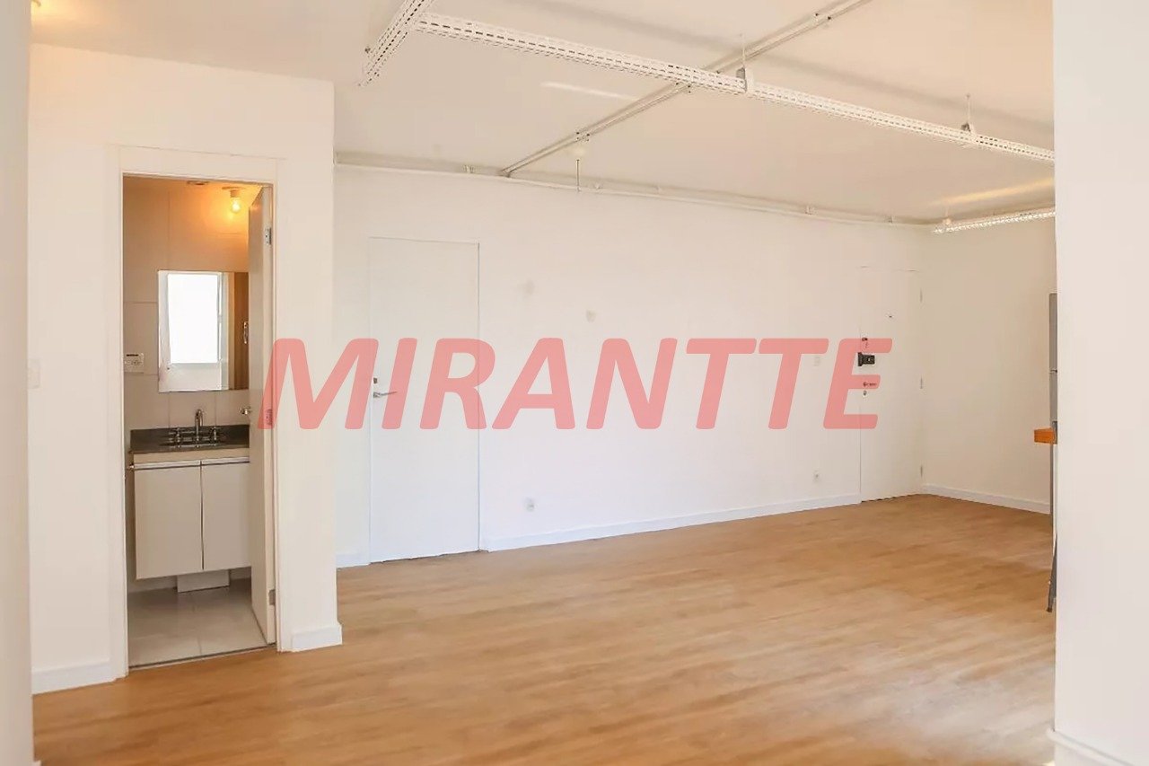 Apartamento de 0.7m² com 2 quartos em Centro