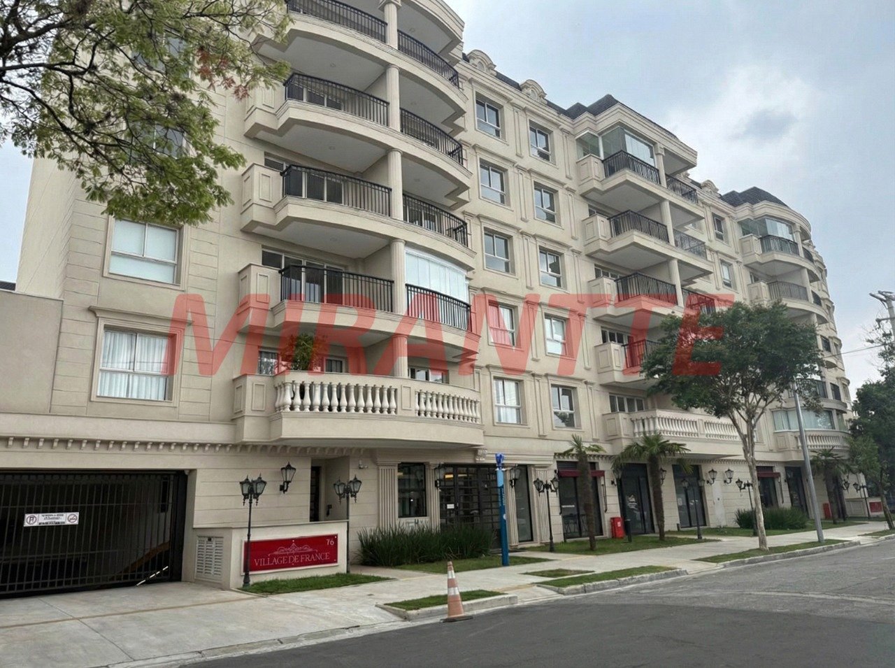 Comercial de 197m² em Vila Bianca