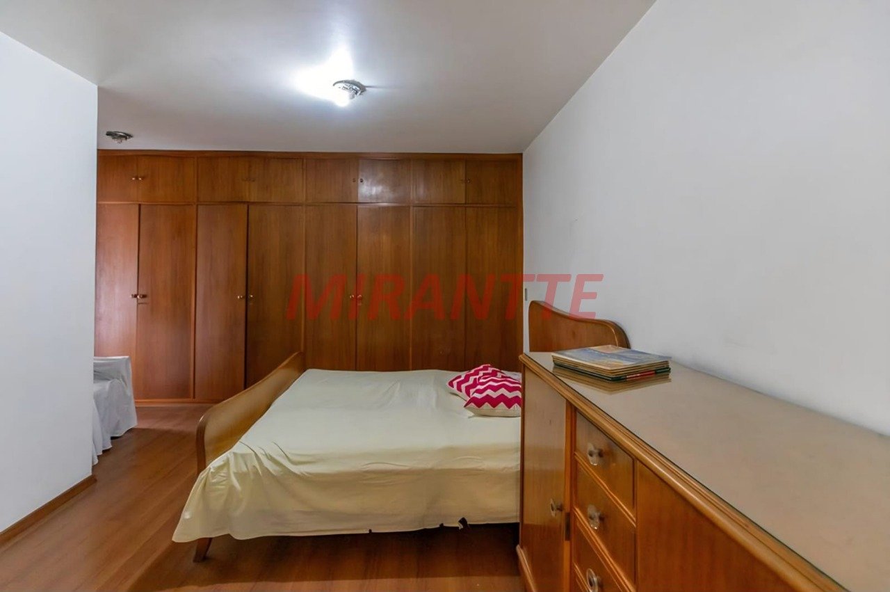 Apartamento de 146m² com 4 quartos em Moema