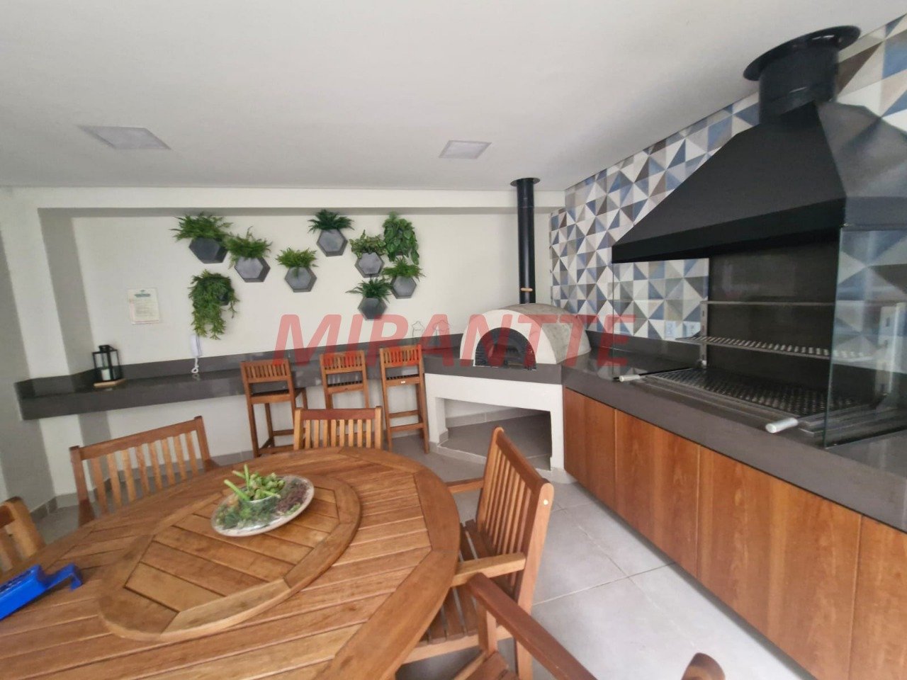 Apartamento de 37m² com 2 quartos em Parada Inglesa