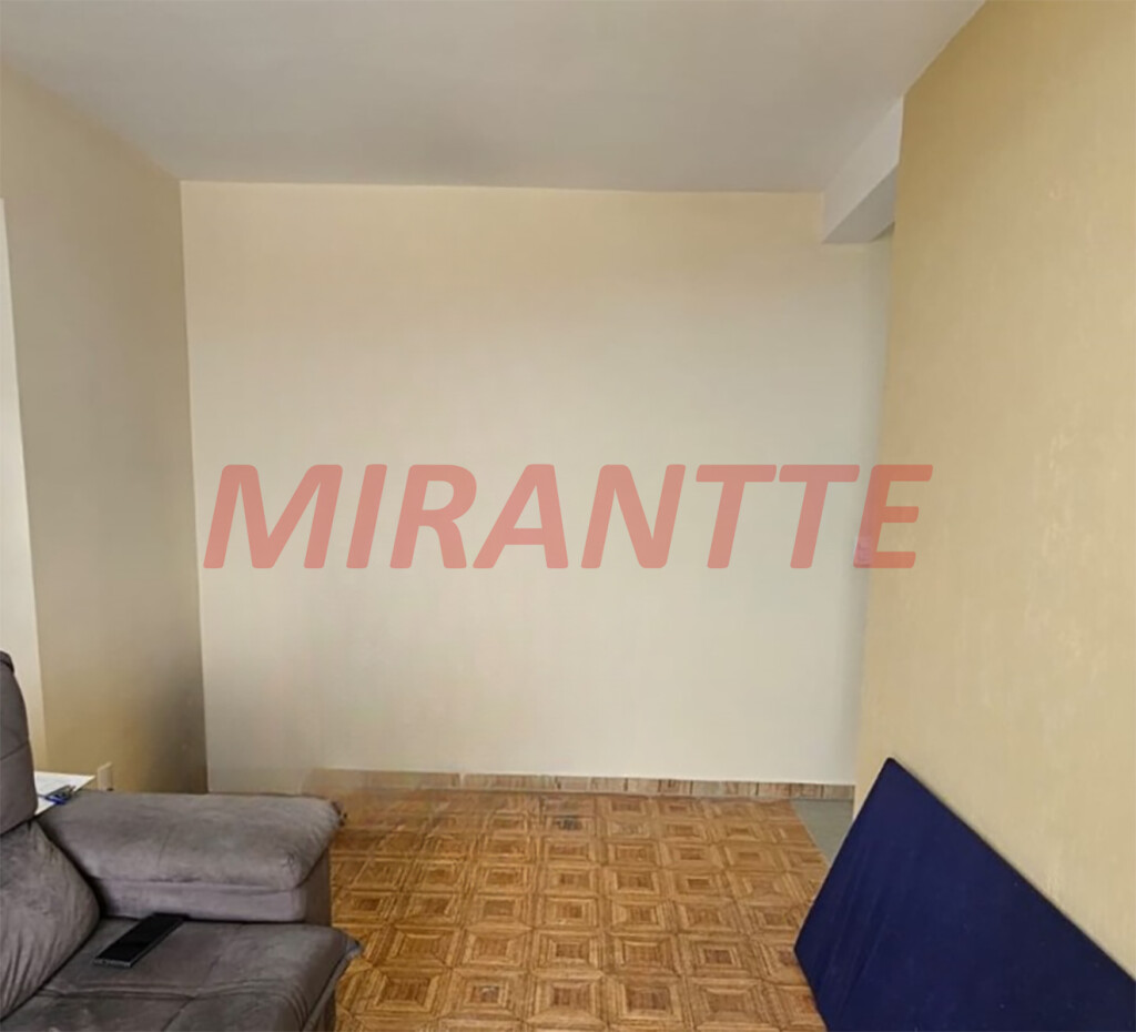 Apartamento de 50m² com 2 quartos em Vila Santa Maria