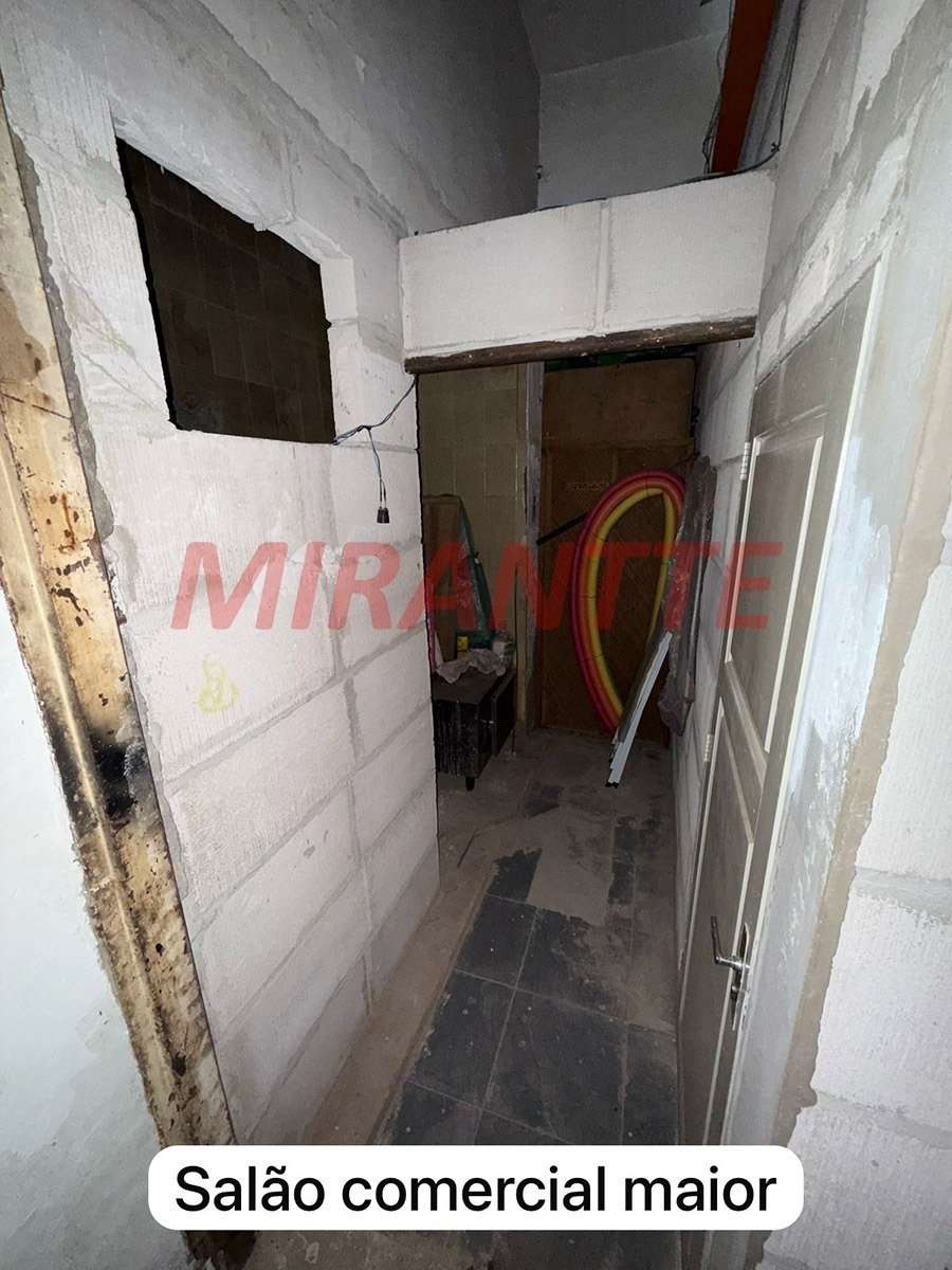 Casa terrea de 444m² com 7 quartos em Vila Souza