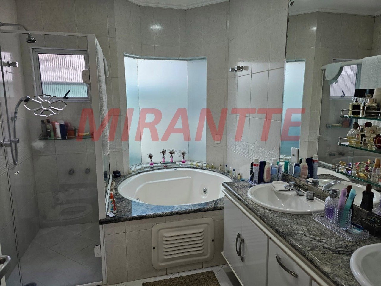 Sobrado de 286m² com 4 quartos em Tucuruvi