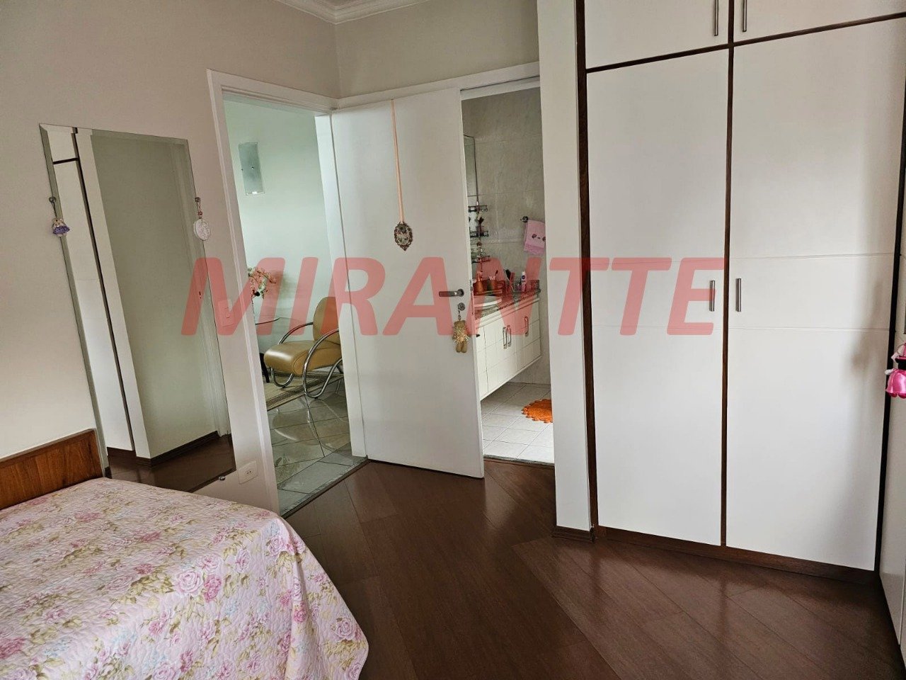Sobrado de 286m² com 4 quartos em Tucuruvi