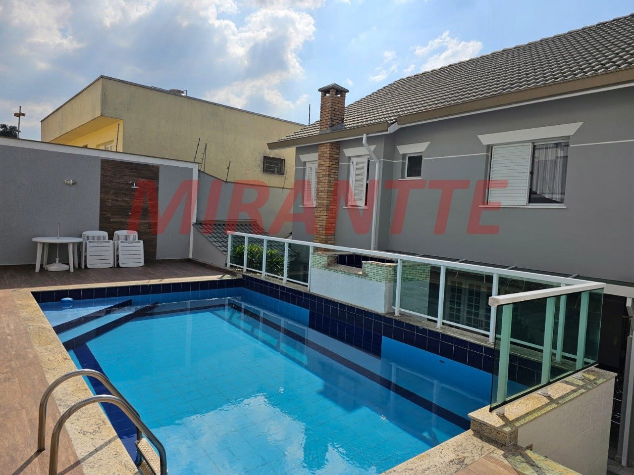 Sobrado de 286m² com 4 quartos em Tucuruvi