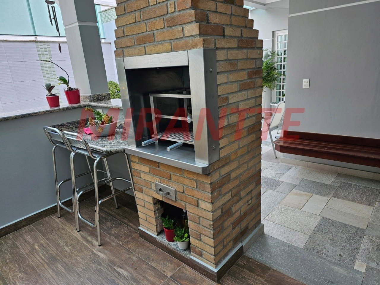 Sobrado de 286m² com 4 quartos em Tucuruvi