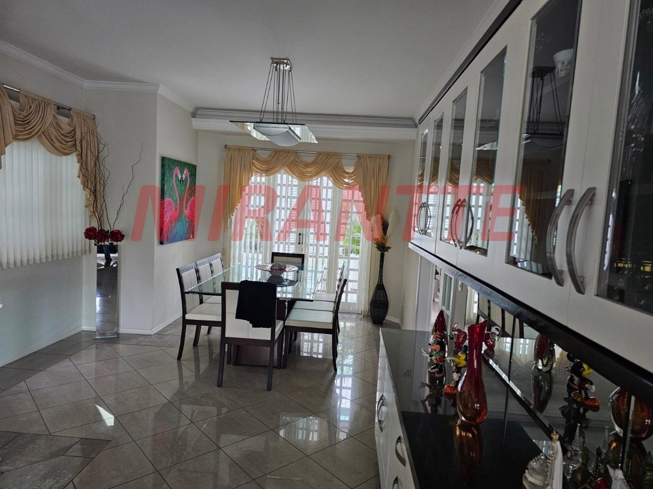 Sobrado de 286m² com 4 quartos em Tucuruvi