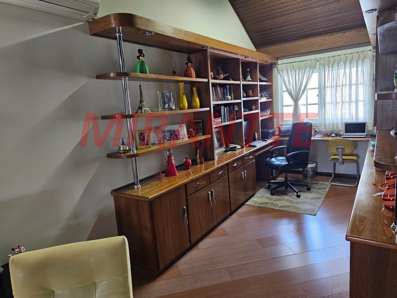 Sobrado de 286m² com 4 quartos em Tucuruvi