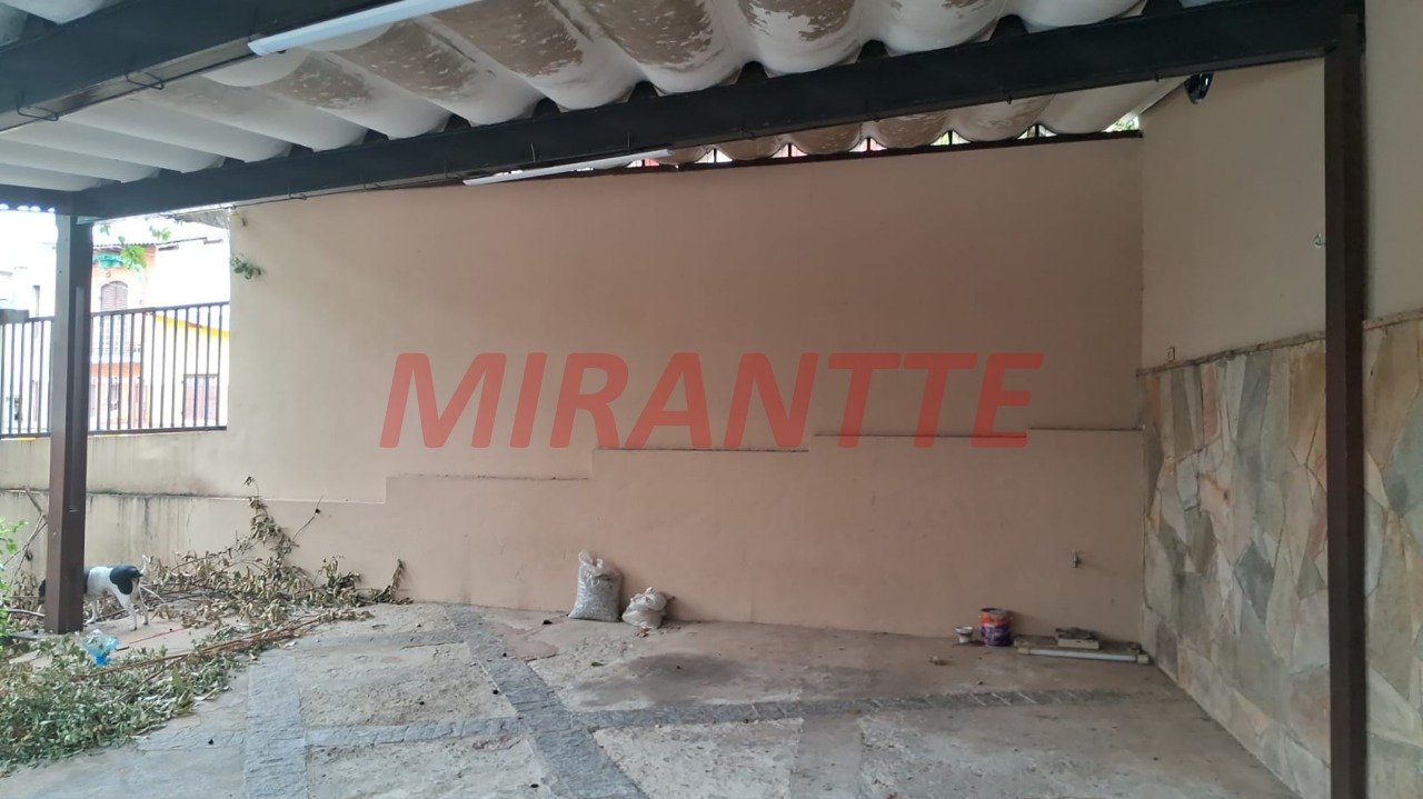 Sobrado de 110m² com 3 quartos em Água Fria