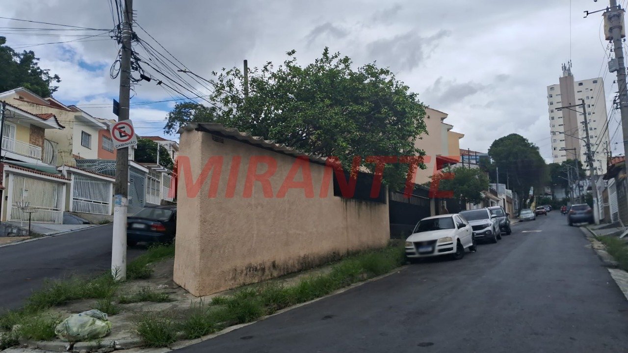 Sobrado de 110m² com 3 quartos em Água Fria
