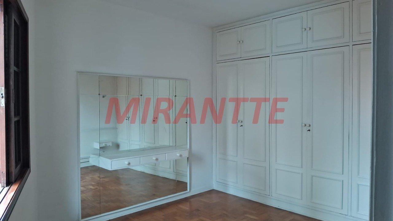 Sobrado de 110m² com 3 quartos em Água Fria