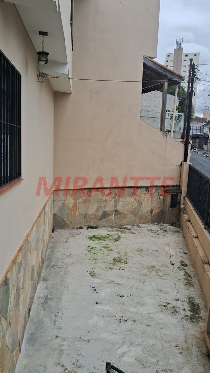 Sobrado de 110m² com 3 quartos em Água Fria