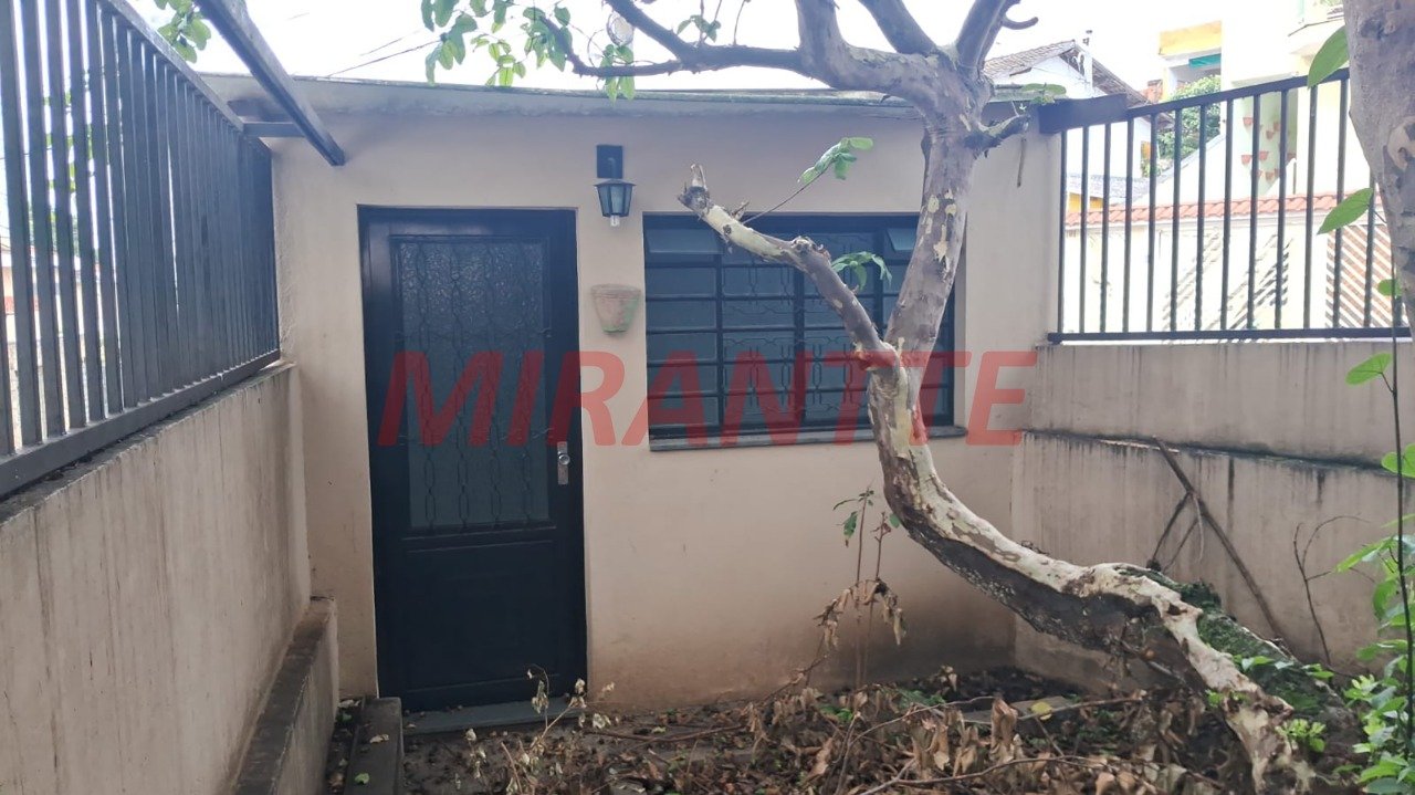 Sobrado de 110m² com 3 quartos em Água Fria