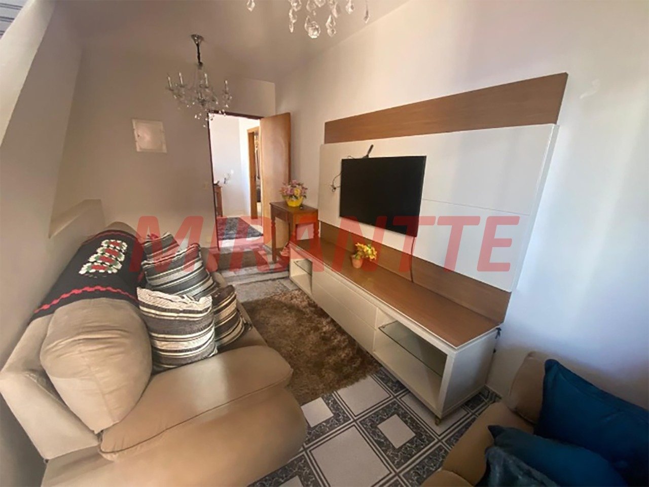 Sobrado de 261m² com 5 quartos em Sítio Do Morro
