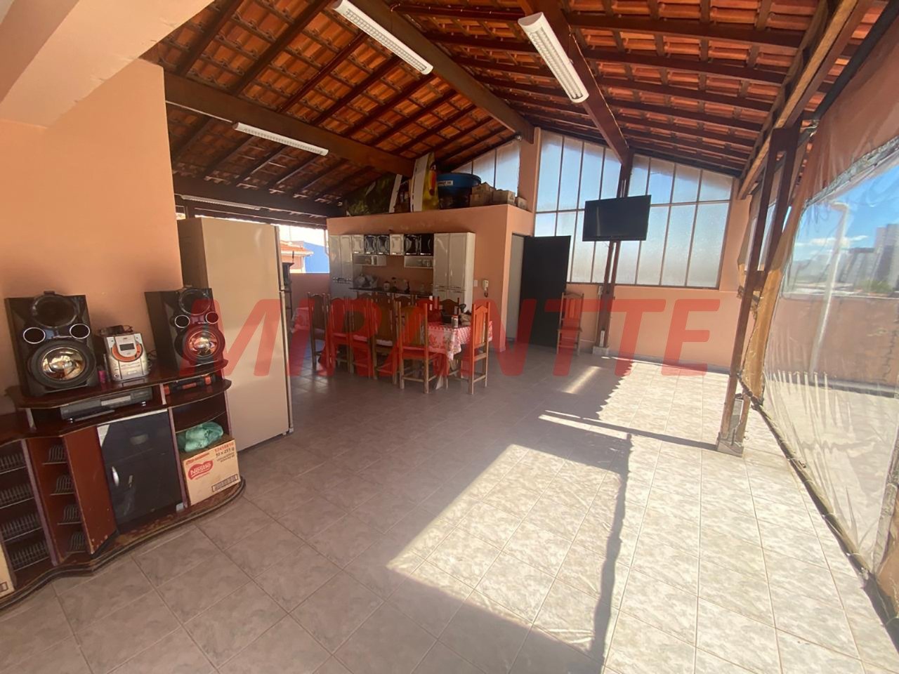 Sobrado de 261m² com 5 quartos em Sítio Do Morro