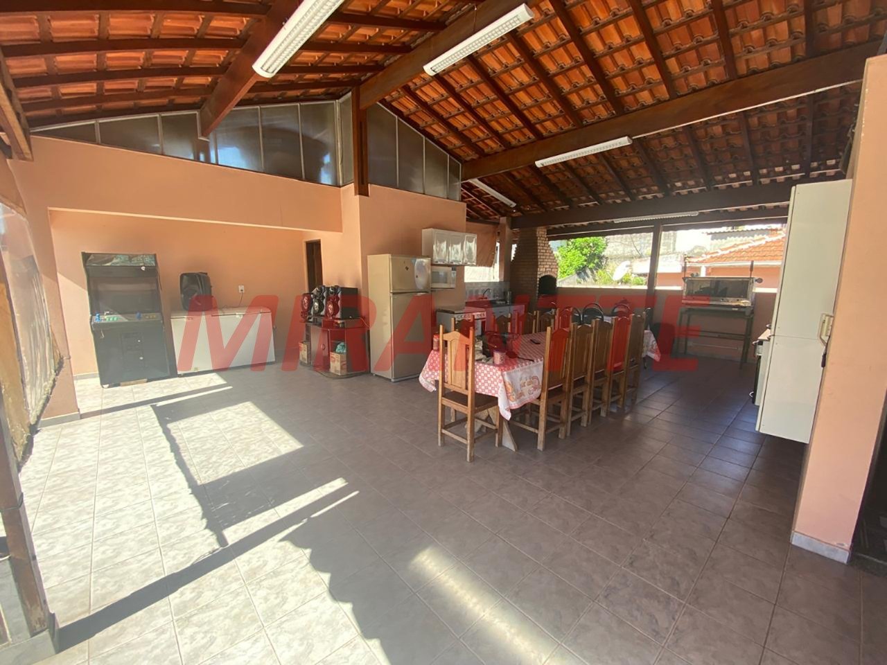 Sobrado de 261m² com 5 quartos em Sítio Do Morro